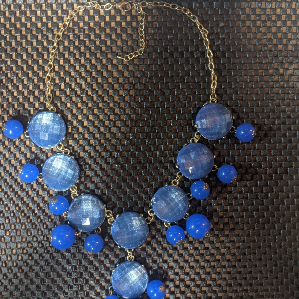 Tons of Beautiful Vintage Jewelry